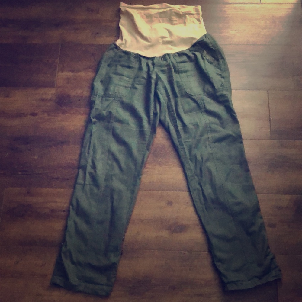 Army green Motherhood Maternity pants size medium